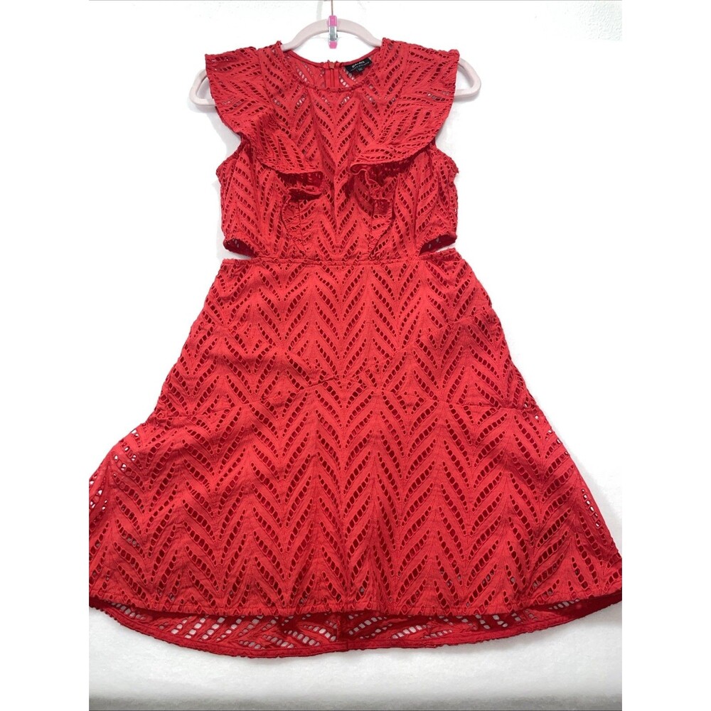 Bardot Kira Red eyelet side cutout dress size 8 M Medium Holiday Christmas Party